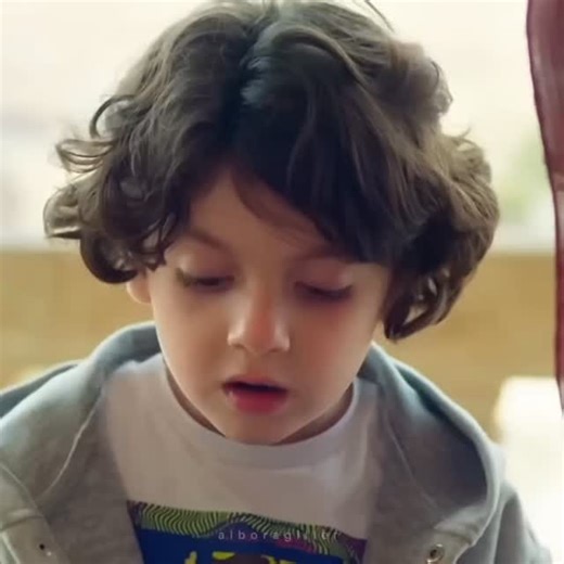 Uzakşehir ♡ on Instagram: "𝙐𝙯𝙖𝙠𝙨̧𝙚𝙝𝙞𝙧 36 𝙗𝙤̈𝙡𝙪̈𝙢 humor😂😅 #uzakşehir #alyaalbora #cihanalbora #cihal #𝙙𝙚𝙢𝙯𝙚𝙧 #kayzer #sahnar #ecmelalbora #sadakatalbora"