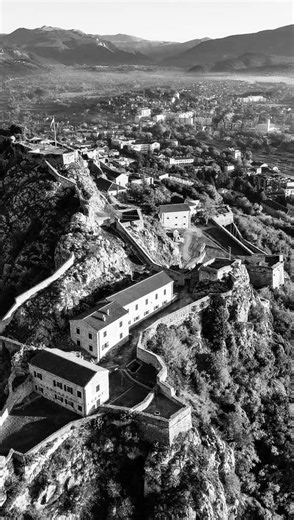 Дрaгољуб Дража Михаиловић on Instagram: "Тврђава"