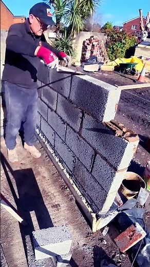 Easy breeze block wall #diy #home #construction #build #satisfying #renovation #satisfyingvideo