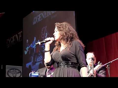 Mandy Barnett - She's Got You