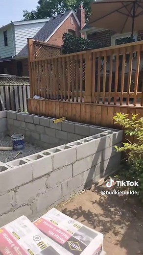 Building a Modern Aboveground Pool Construction