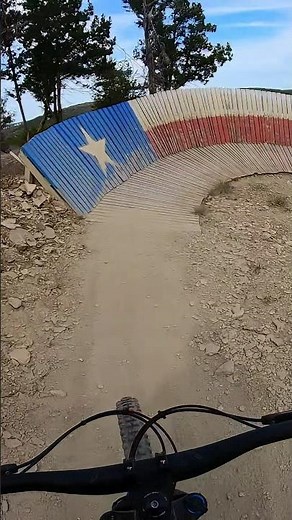 🕷 🕸 Spider Mountain Bike Park!!! I made it down the 🔥 Tarantula trail 👣 without stopping this time!