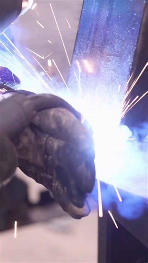 I Built a Simple But Unique Table Base