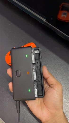 How to charge DJI Osmo Action battery 🔋 #chargingtips #how #howto #battery #dji #asmr