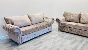 Gorgeous Belgravia 3 & 2 seater Champagne crushed velvet 🥰 Fast nation wide delivery Choose from over 20 colours and fabrics Choice of 3 & 2 or corner sofa | Velvet Sofa