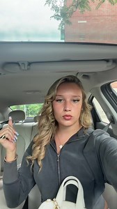 Storytime: Rowwily's Short Story Moment