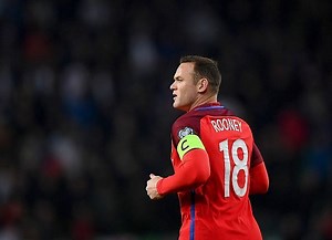 4 famous football debates that will never have a conclusion