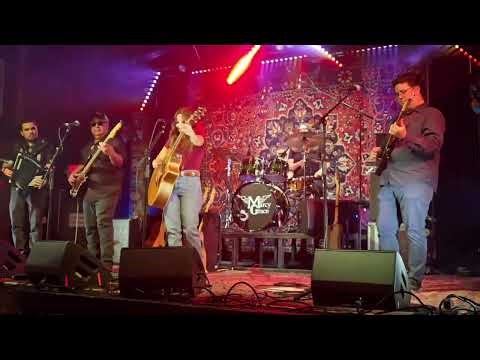 Volver, Volver (Live at Sam’s Burger Joint) – Marcy Grace