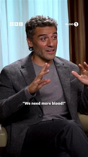 Oscar Isaac & Jacob Elordi on Why Del Toro Is So Funny 😂🎬 #shorts #frankenstein #movie #funny