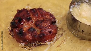 Process Making Pisang Goreng Madu, Indonesian Banan Fritter. Fryng Banana in th Hot Oil