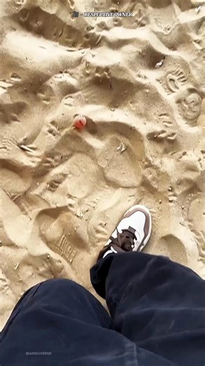 गेंद तो खिलौने में बदल गया 🙂 ~ wood working art / hand crafts ideas / home made /skill #shorts