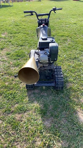 2.8M views · 15K reactions | Introducing the trumpet 4000, the neighbor pleaser 藍 #reelsvideo #exhaust #trumpet #minibike #minibikes #custommade #predator212 #fun #funny #project | Buildadadgarage | Facebook