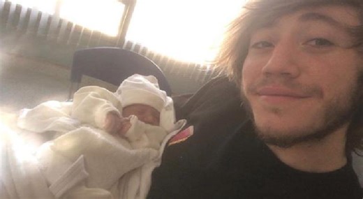 "Hora de cambiar pañales”: Paulo Londra se convirtió en papá