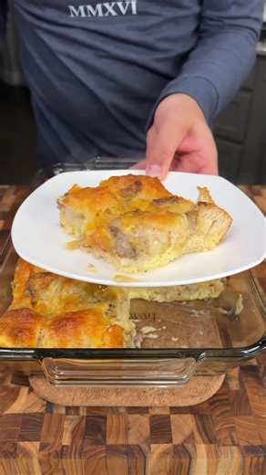 Easy Biscuits and Gravy Casserole Recipe 😍 | Food Dudes