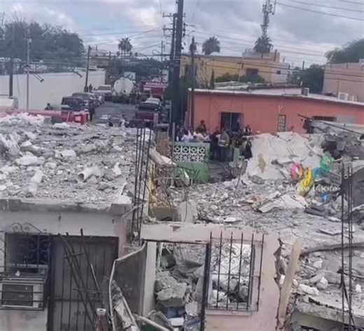 💔 #Oye #NuevoLaredo Casas totalmente destruidas tras la fuerte explosión en la Infonavit 🥹 ¡Dios proteja a las familias! 🙏🏻 | Oye Nuevo Laredo