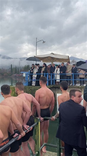 Εορτασμός των Θεοφανείων στην Καρδίτσα Νιώθω ευλογημένος🙏 Καλή φώτιση σε όλο τον κόσμο❤️ Συγχαρητήρια σε όλα τα παιδιά που βουτήξαμε για τον σταυρό και του χρόνου με υγεία🙌 πατέρα για σένα! 6/11/2025 έφυγες…6/1/2026 σήμερα…πέρασαν 3 μήνες ακριβώς…σε αγαπώ πολύ❤️ #christian #orthodox #christianity #orthodoxchristian #church