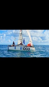 [ #Voile ] ARRIVÉE La Boulangère Mini Transat dernier skipper 57 - Série (1003) Europe - Thiemo Huuk Arrivée : 20/11/2025 17:52:10 UTC Temps de course : 26j 02h 52min 10s Écart au premier : 11j 03h 12min 46s Écart au précédent : 4j 06h 34min 32s Sur l'ortho : 2606.38 nm / 4.2 nds Sur le fond : 3110.11 nm / 5.0 nds Vidéo Vision O’Tentik - Evelyne Ménard | Vision O'tentik