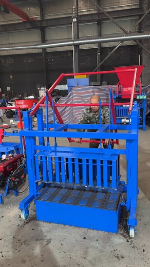 168K views · 975 reactions | Manual brick making machine requires no oil or electricity | Zhengzhou Ter Machinery manufacturing co., ltd. | Facebook