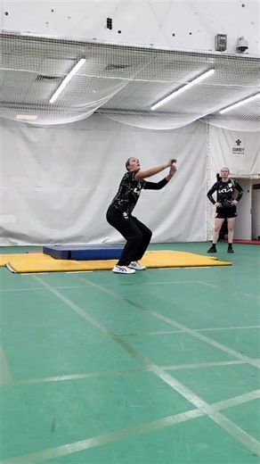 Team work… ✨ 🤎| #SurreyCricket | Surrey Cricket