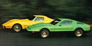 Chevrolet Corvette Stingray vs. Bricklin SV-1