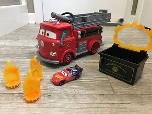 Disney Cars Color Changers Stunt and Splash Red Set Review and Test