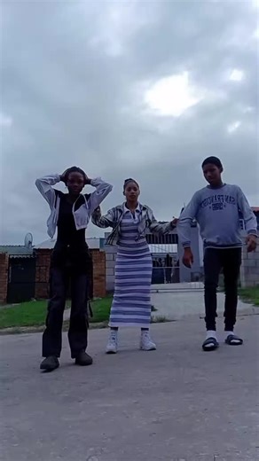 robin 🌎🙈 (@ishuurobingirl072)’s videos with original sound - mekiile