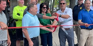 Maumee kicks off new outdoor refreshment area