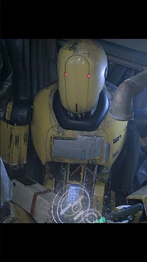 🤖 Robots Evolving Beyond Control? Jacq Discovers the Forbidden Truth | Autómata (2014)#shorts