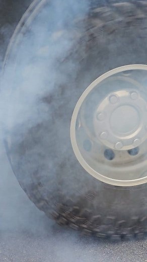 Up Close Burnout 🔥 🔥 - #Burnout #carculture #engine #tires #dually #trucksofinstagram #truck #trucksoftiktok #carclub #carshow #carcommunity #reelsvideo #viralreels #viralpost #viralcars #viralpage #viralvideo | The Customized Ride