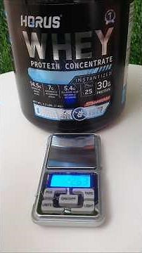 Horus Whey Protein Concentrate - мерная ложка, взвешиваю содержимое