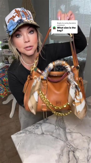 Dooney and Bourke Florentine Satchel Overview