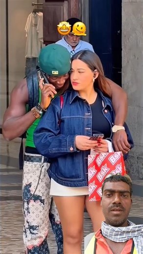KShe fell in love#love#funny #prank #love #viral 🤣🤣🤣 #lovely#kindn#kindness