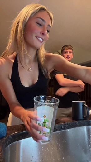 Samantha Kelly on TikTok