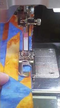 BERNINA 71 foot binding and presser foot recognition