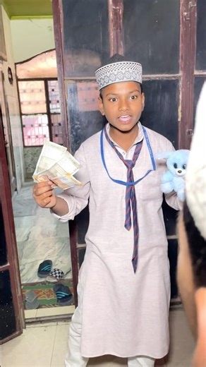 एक बाप अपने बच्चों की हमेशा मदद करता है🥺#Emotional #Viralshort #Shortsfeed #Kamranking0001 #ytshort