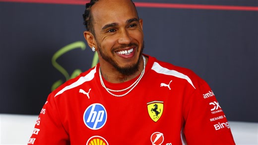 Lewis Hamilton issues warning to F1 rivals as he chases eighth world title