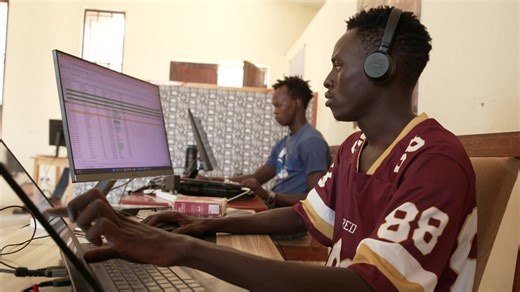 Weltspiegel: Kenia: Computerschule in der Wüste