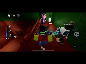 Checking out the house map in piggy build mode (fanmade map)