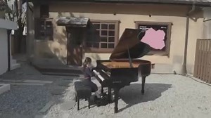 32K views · 822 reactions | Amazing 6 years old pianist Yunseo Lee performing Beethoven's Six Piano Variations in G Major. https://youtu.be/DQeSi4Yw4ns | The World Music | Facebook