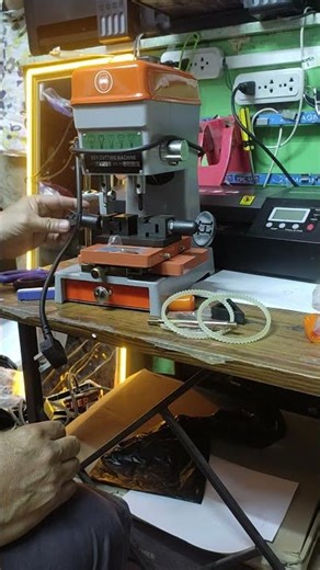 UNBOXING 368A VERTICAL KEY CUTTING MACHINE