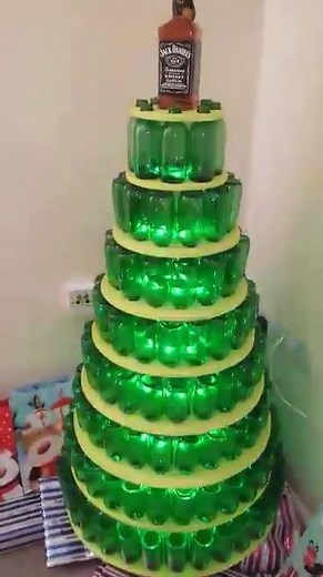 All the time in the world for this Christmas tree made out of beer bottles... | LADbible