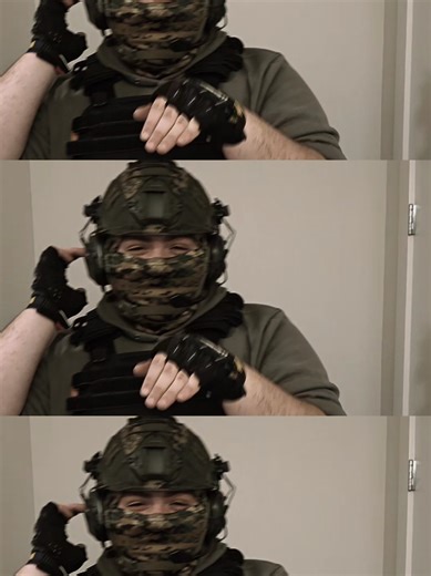 Alright gonna post version B as well lmao. I like this one more but I did the fingers the same ways which bothers me for some reason. anyways I hope yall have a good day im going to see iron lung in a few hours so thatll be chill! Lockhart out ♡ ♤ ♡ ◇ ♧ #cosplay #mask #masktoker #maskedman #umamusume