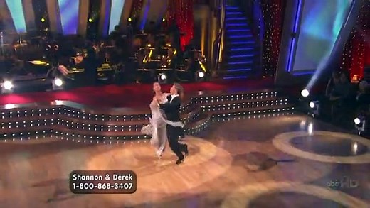 Shannon Elizabeth & Derek Hough - Quickstep