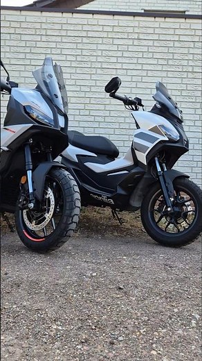 SR GT 400 vs SR GT 125 - Aprilia