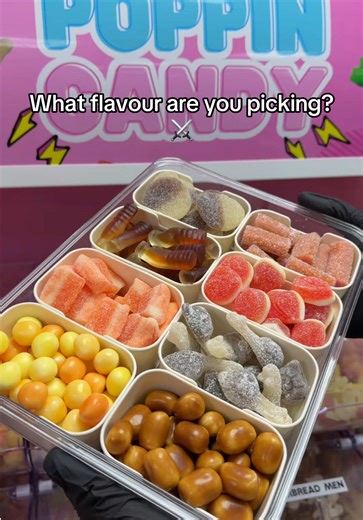 Cola vs Peach Flavor Showdown in Snackle Box