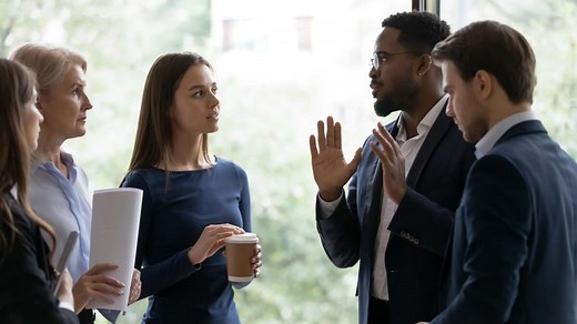 The Most Effective Ways to Read a Room