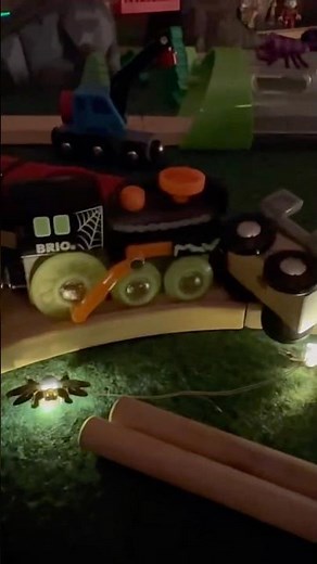 Halloween BRIO Ghost Train 👻 Meets Thomas & Friends | Spooky Wooden Railway Adventure 🎃