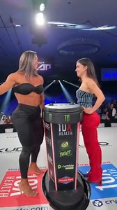 Fafa Araujo's Light Slap Nearly Makes Opponent Cry 😱💥 #muscle #biceps #strength | World of Strength