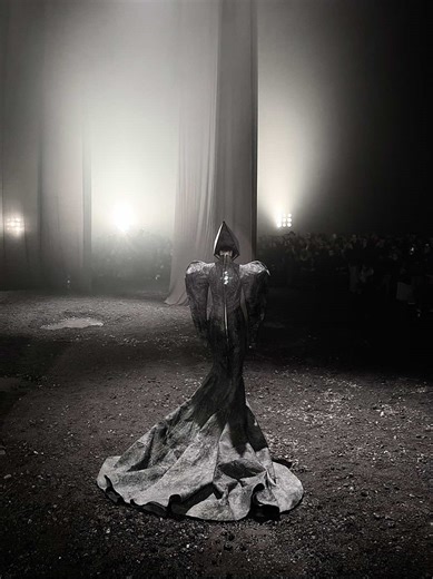 Han Kjobenhavn's Avant-Garde Fashion Presentation