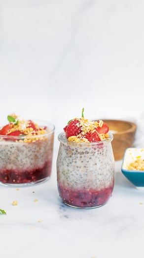 Baby’s First Superfood Breakfast - Strawberry & Cherry Chia Pudding 🍓🍒👶🏻 This one is delicious for babies and for parents too! Full list of ingredients and method from @babyledfeeding below! Ingredients 6 fresh raspberries 3 fresh strawberries 8 frozen cherries defrosted 1 banana 3 tbsp whole chia seeds 1 cup (250ml) milk Serving Sliced strawberries 1 tsp granola per jar Fresh mint leaves Method Add the raspberries, strawberries and defrosted cherries to a bowl and mash until they are comple